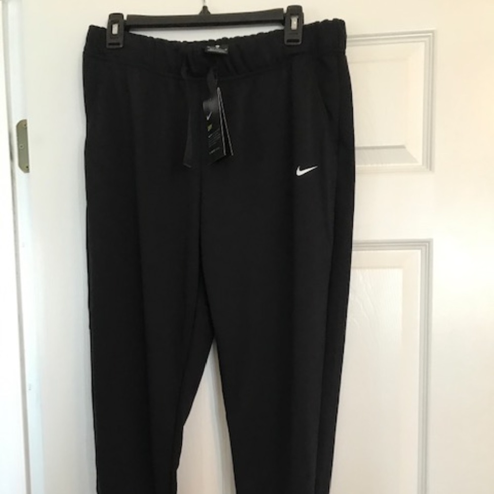 NWT Nike Dri Fit Jogger